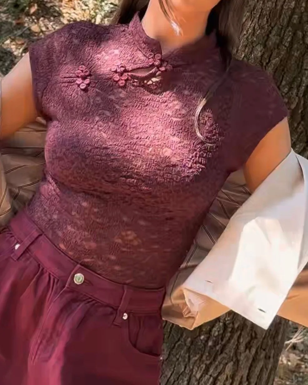 THE WINE LACE TOP