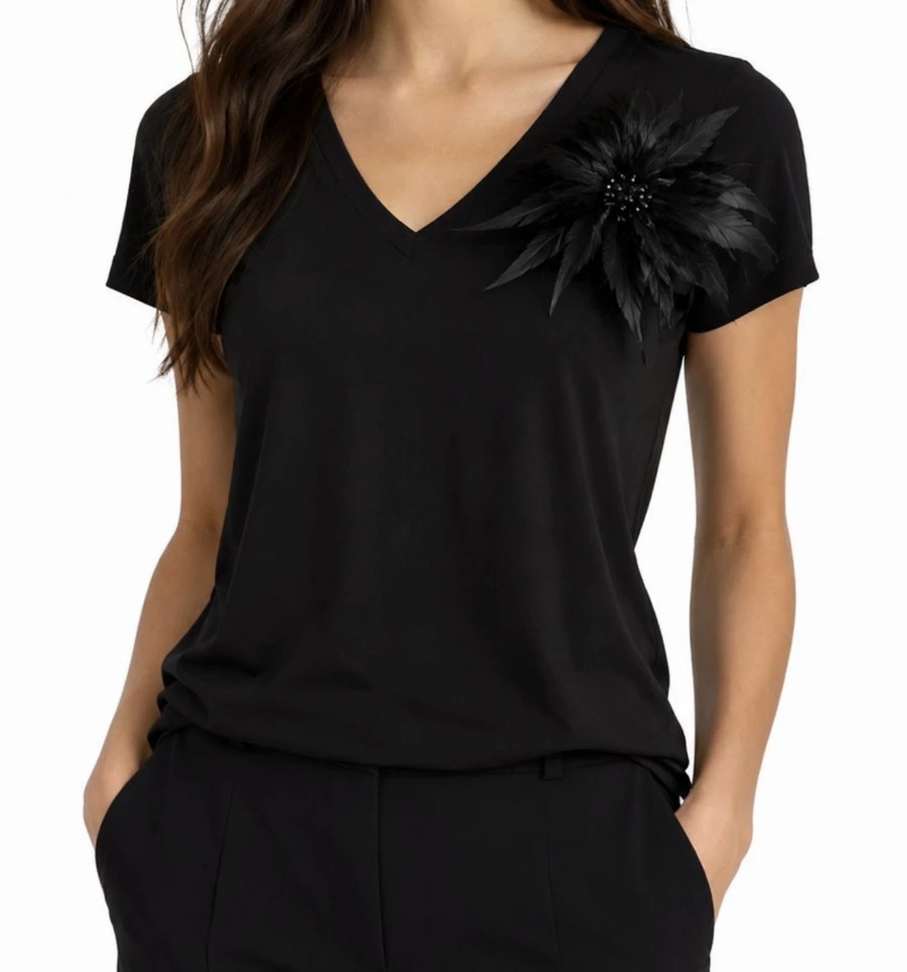Blossom T-Shirt Black 1