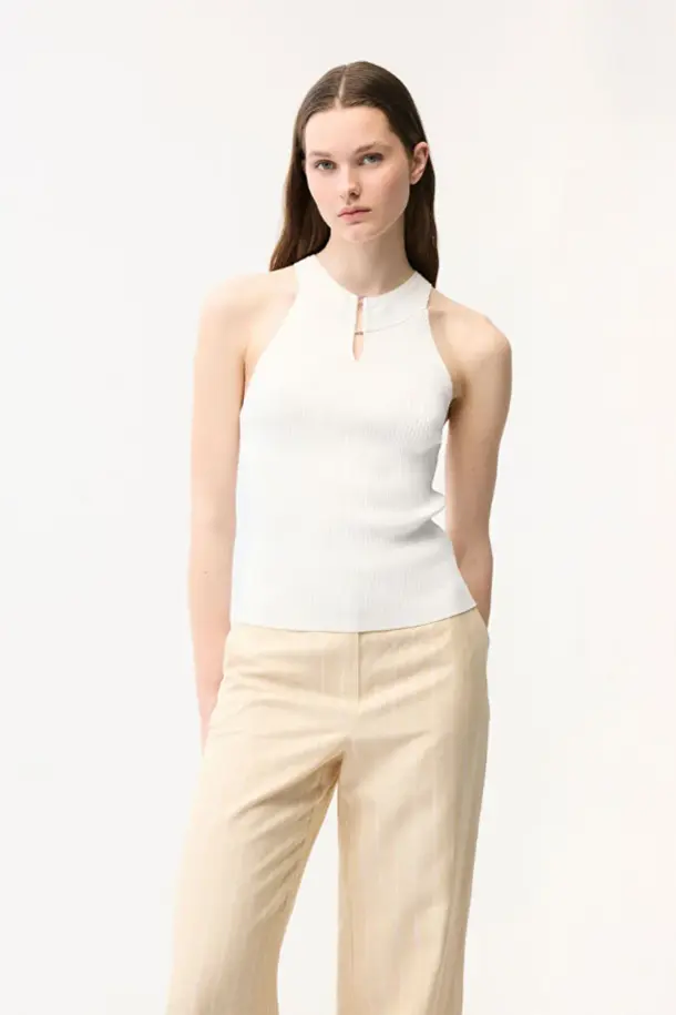 The Everyday Plus White